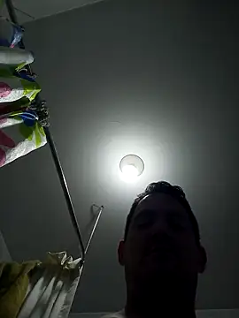 chico-en-tanga online show from April 14, 3:56 am