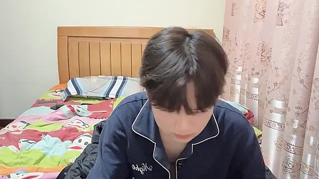 junnan001 online show from January 12, 11:15 am