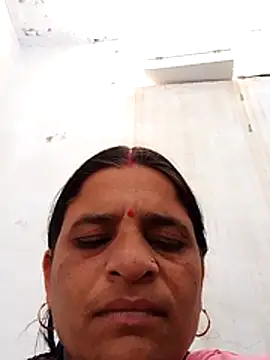 CUTE Ishpa online show from January 6, 8:07 am