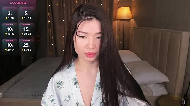 Lea Apple online show from May 8, 12:05 am