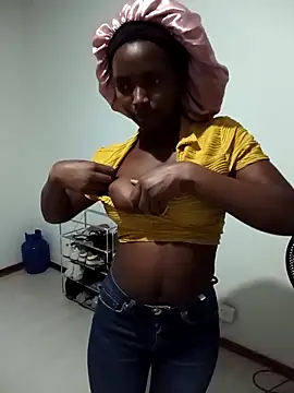 Snapshot of ShyNaughtyBabe chatting on April 1, 2:47 pm ShyNaughtyBabe online show from April 1, 2:47 pm