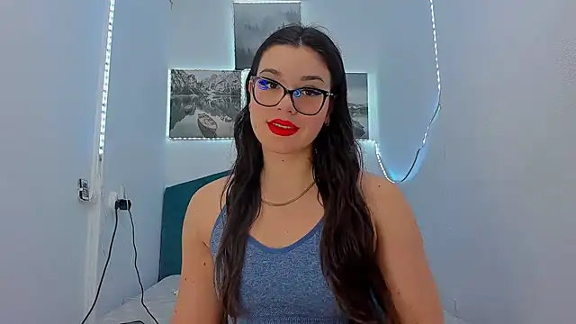 RedAssHottie online show from January 18, 4:15 am