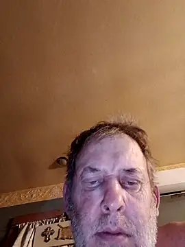 Snapshot of FragrantToe529 chatting on February 16, 3:57 am FragrantToe529 online show from February 16, 3:57 am