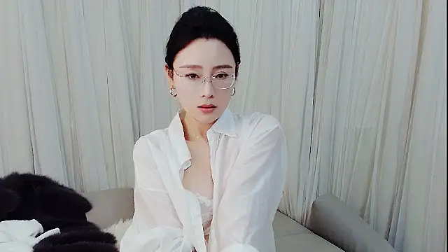 HCOCO online show from February 28, 1:12 pm