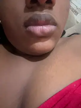 amorasecy online show from May 9, 11:37 am