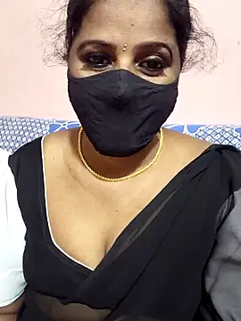 Snapshot of siri_tamiltelugu chatting on February 24, 4:05 pm siri tamiltelugu online show from February 24, 4:05 pm