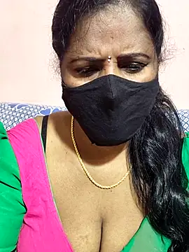 Snapshot of siri_tamiltelugu chatting on March 9, 4:22 pm siri tamiltelugu online show from March 9, 4:22 pm