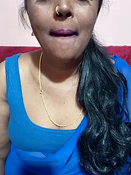 Snapshot of siri_tamiltelugu chatting on April 2, 5:32 pm siri tamiltelugu online show from April 2, 5:32 pm