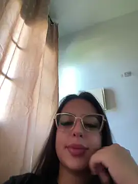 jujuarantes  2026 online show from March 17, 1:14 pm