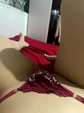 isabellasouza20 online show from December 22, 4:31 am