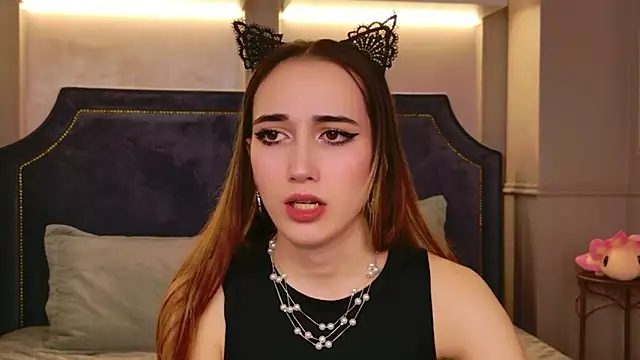 Snapshot of Gretta_Lane chatting on March 18, 5:32 am Gretta Lane online show from March 18, 5:32 am