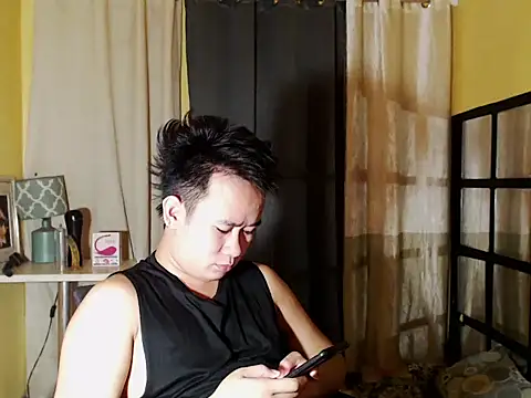 AnthonyCUMS17 online show from February 9, 9:24 am