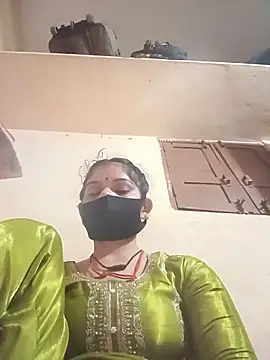 Snapshot of Krishna_pal chatting on June 15, 11:40 pm Krishna pal online show from June 15, 11:40 pm