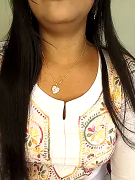 Deshi bhabhi143 online show from May 15, 5:47 am