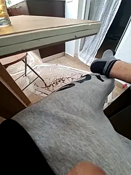 Snapshot of couplenwsh chatting on March 21, 10:53 am couplenwsh online show from March 21, 10:53 am