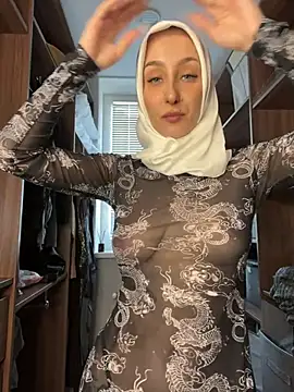 LuxBrunette  online show from May 22, 6:09 am