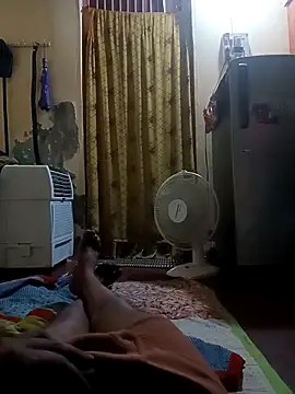 Snapshot of sunil__0011 chatting on February 9, 4:00 pm sunil 0011 online show from February 9, 4:00 pm