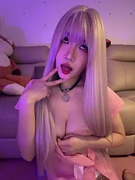 Snapshot of youyo333 chatting on February 1, 11:53 am youyo333 online show from February 1, 11:53 am