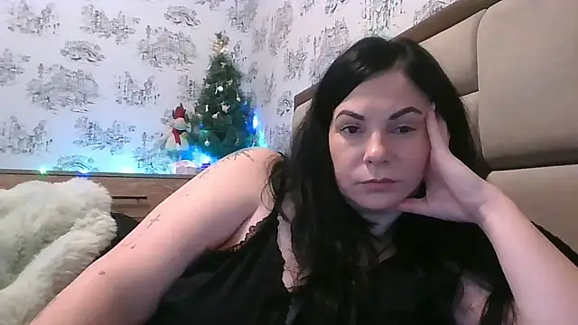 Snapshot of SKYNate chatting on January 7, 9:34 am SKYNate online show from January 7, 9:34 am