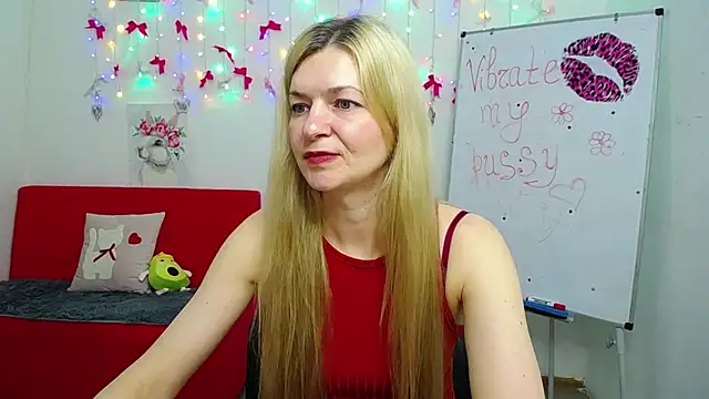 MelissaTyler online show from May 1, 11:26 am