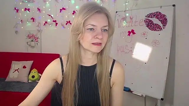 MelissaTyler online show from May 3, 5:24 am