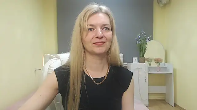MelissaTyler online show from May 16, 10:36 am