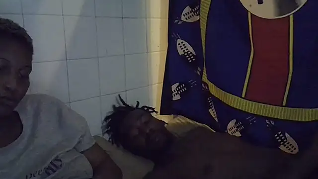 goldenstrips295 online show from March 30, 10:55 pm