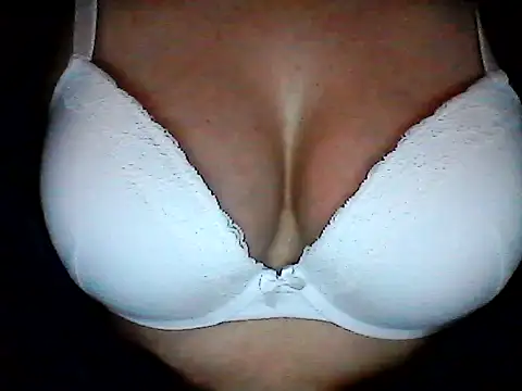 Snapshot of sexymilena9 chatting on January 14, 10:36 pm sexymilena9 online show from January 14, 10:36 pm