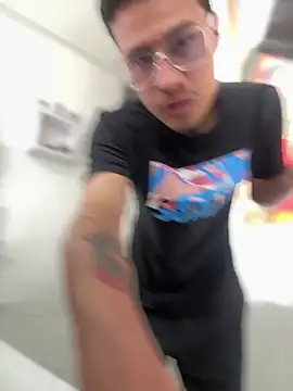 Latin Paisa Boy online show from March 18, 4:10 pm