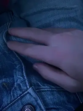 Snapshot of LittleGuy_2007 chatting on February 6, 10:35 pm LittleGuy 2007 online show from February 6, 10:35 pm