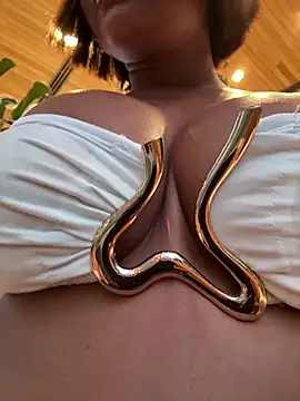 Irina Velvett online show from February 19, 11:01 pm