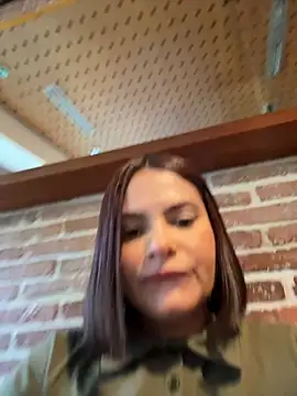 Irina Velvett online show from May 9, 6:13 pm