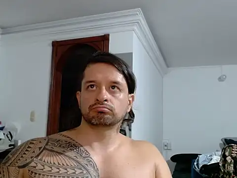 gonzzohunterr online show from March 15, 12:38 am