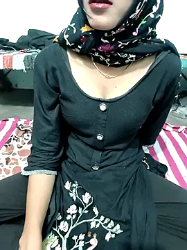 Yours-Zeenat online show from December 23, 7:17 am