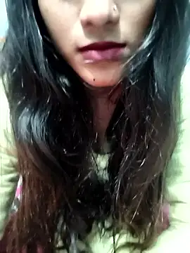 Snapshot of Yours-Zeenat chatting on January 15, 9:03 am Yours-Zeenat online show from January 15, 9:03 am