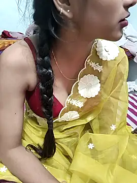 Snapshot of Yours-Zeenat chatting on February 7, 9:18 pm Yours-Zeenat online show from February 7, 9:18 pm