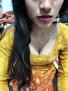 Yours-Zeenat online show from February 23, 9:23 pm