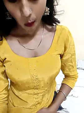 Yours-Zeenat online show from May 9, 10:31 am