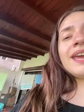 Snapshot of lele202526 chatting on February 4, 1:39 pm lele202526 online show from February 4, 1:39 pm