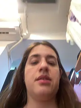 Snapshot of lele202526 chatting on March 11, 6:58 pm lele202526 online show from March 11, 6:58 pm