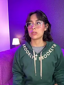 luna gv online show from March 11, 11:49 am