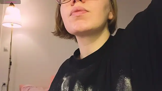 Snapshot of starsonthesky chatting on January 13, 5:35 am starsonthesky online show from January 13, 5:35 am