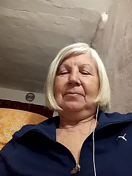 KlaudiaDarling online show from March 5, 4:36 pm