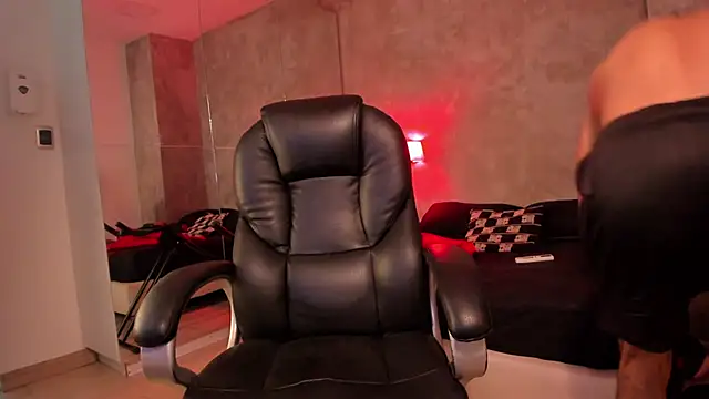 Maximo Zahir online show from January 7, 7:16 pm