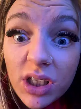 Snapshot of Lola-rosexx chatting on January 8, 8:11 pm Lola-rosexx online show from January 8, 8:11 pm