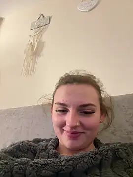 Snapshot of Lola-rosexx chatting on February 1, 10:52 pm Lola-rosexx online show from February 1, 10:52 pm