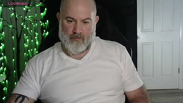 XJJ77x online show from February 22, 4:24 am