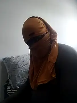 Bra-G online show from March 2, 7:59 am