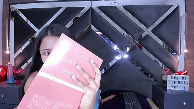 melody  sweet  online show from February 5, 7:07 pm