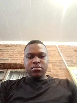 Snapshot of Julio_Don_Dada chatting on June 30, 9:10 am Julio Don Dada online show from June 30, 9:10 am